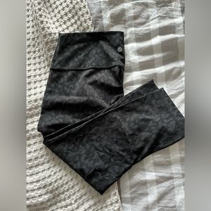 Lululemon size 12 black leopard capri length leggings